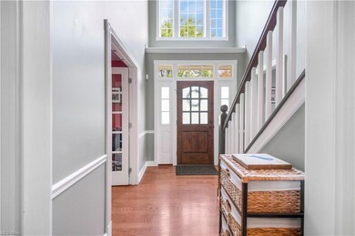 301 Ash Grove Cir, Aurora, OH 44202 - photo 4