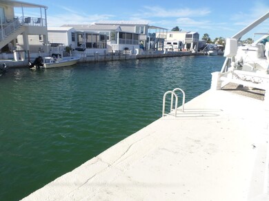 35' Seawall