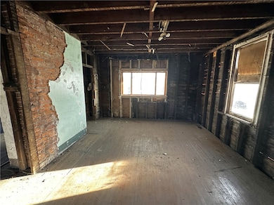 92 2nd St, Uniontown, PA 15401 - photo 7