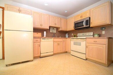 180 Escoll Dr, East Stroudsburg, PA 18301 - photo 7