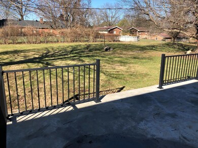 821 Hickman Hill Rd, Frankfort, KY 40601 - photo 7