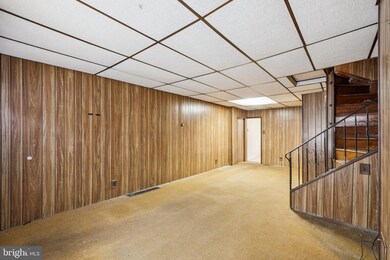 2426 Aspen St, Philadelphia, PA 19130 - photo 7