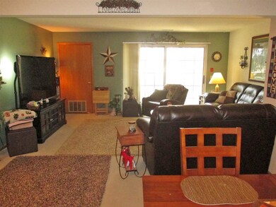 851 Park St unit 101, Oregon, WI 53575 - photo 4