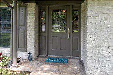 901 Edgecliff Dr, Bedford, TX 76022 - photo 3