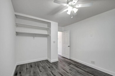 510 Lake Shore Dr unit 20, West Palm Beach, FL 33403 - photo 6