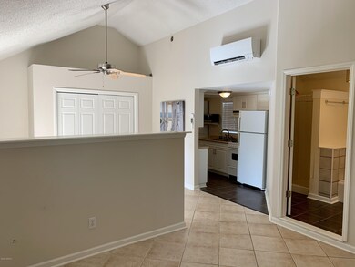 11 Wayne Dr unit B, Wilmington, NC 28403 - photo 3