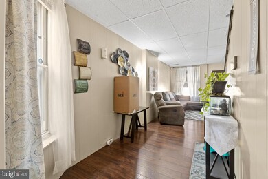 521 Linden St, Reading, PA 19604 - photo 5