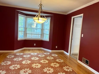 815 Hewett Dr, Ann Arbor, MI 48103 - photo 3