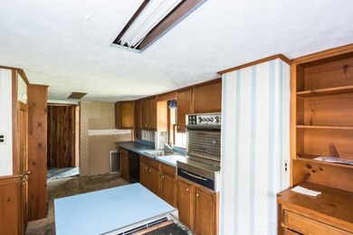 143 Blacksnake Rd, Seabrook, NH 03874 - photo 4