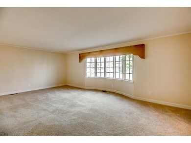 811 Woodland Dr, Siler City, NC 27344 - photo 4