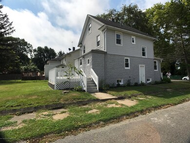 Ext 255 Rockwell Front5