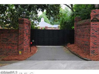 1992 Runnymede Rd, Winston Salem, NC 27104 - photo 3