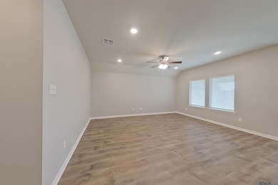 410 Mango Dr, Lafayette, LA 70507 - photo 4