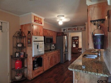 4708 Stratford Dr, Tyler, TX 75703 - photo 6