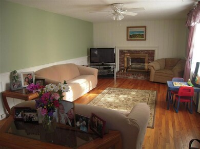 19 Carriage Ln, Barnstable, MA 02630 - photo 4