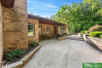 9674 N 30th St, Omaha, NE 68112 - photo 5