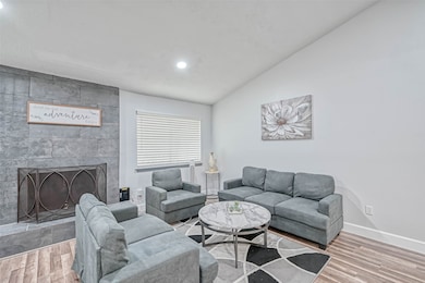 11618 Corona Ln, Houston, TX 77072 - photo 6