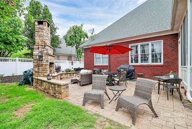 725 Double Eagle St SW, Concord, NC 28027 - photo 7