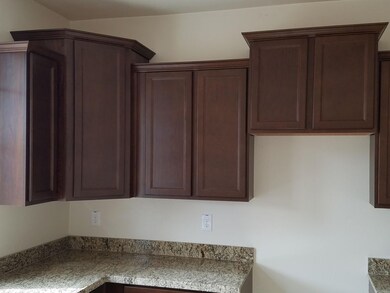 Staggered Cabinets 185