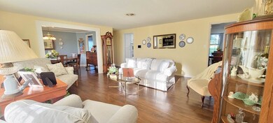 212 Cedarvale Rd, Bay City, TX 77414 - photo 2