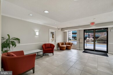 6145 Leesburg Pike unit 104, Falls Church, VA 22041 - photo 3