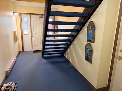 806 Kentwood Dr unit 3, Youngstown, OH 44512 - photo 3