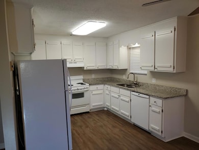 216 Parker Dairy Rd, Dublin, GA 31021 - photo 2