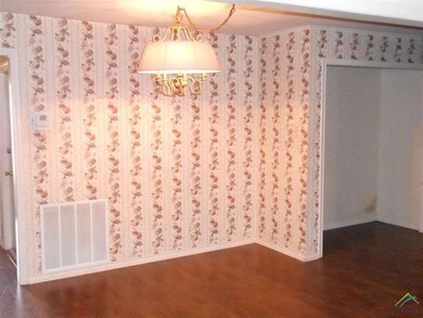 310 Amberwood Cir, Tyler, TX 75701 - photo 5