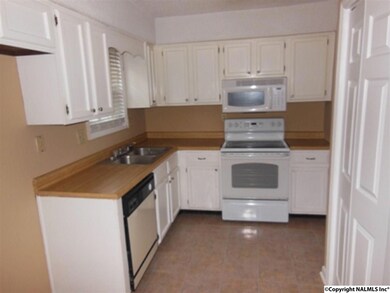 3913 W Oak Way SW, Huntsville, AL 35805 - photo 6