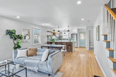 8 Pine Ct unit 1, Arlington, MA 02476 - photo 5