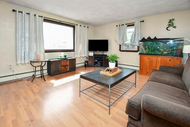 9 Sandra Dr, Worcester, MA 01604 - photo 2