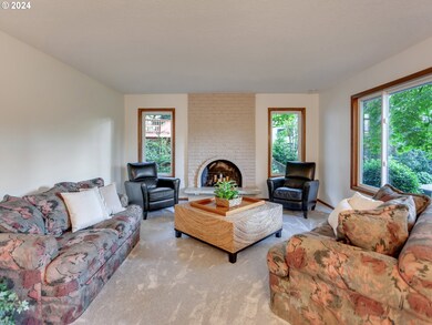 17681 Leafy Ln, Lake Oswego, OR 97034 - photo 6