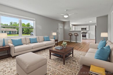 245 E 148th St, Glenpool, OK 74033 - photo 6