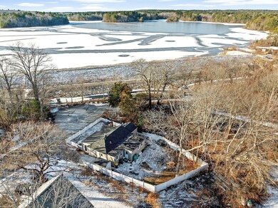 561 Beechwood St, Cohasset, MA 02025 - photo 4