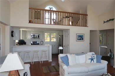 Living room, kitchen, loft