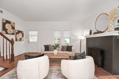 745 E 16th St, Houston, TX 77008 - photo 2