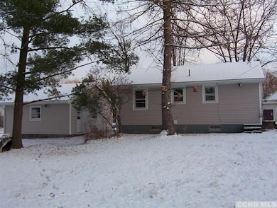 60 Milo St, Hudson, NY 12534 - photo 4