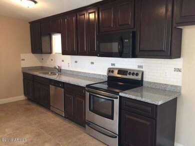 4212 N 49 DR KIT 2