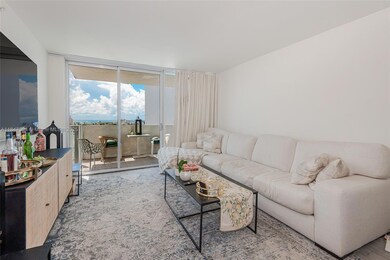 Mondrain South Beach Miami Condos unit 1427, Miami Beach, FL 33139 - photo 6