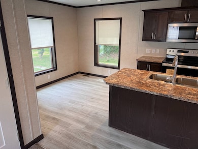 34 Jefferson Estates unit 34, Waynesburg, PA 15370 - photo 4