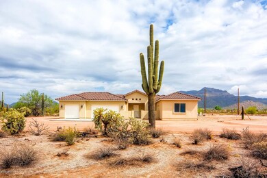 1944 North 104th St Mesa AZ-large-001-47