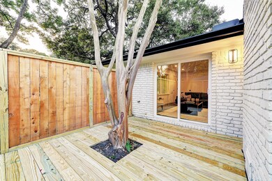 627 Azaleadell Dr, Houston, TX 77018 - photo 6