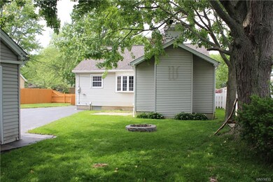 155 Community Dr, North Tonawanda, NY 14120 - photo 2