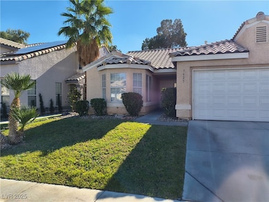 7625 Shore Haven Dr, Las Vegas, NV 89128 - photo 2