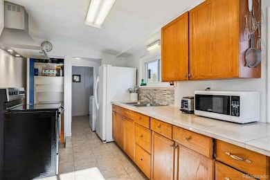 948 Perry St, Denver, CO 80204 - photo 7