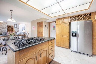6867 Linbrook Blvd-13