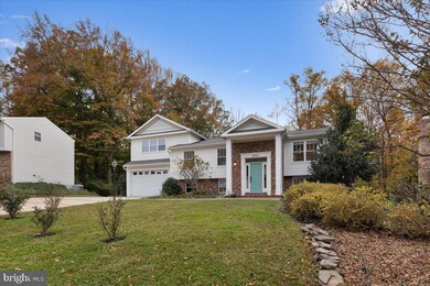 9743 Water Oak Dr, Fairfax, VA 22031 - photo 4