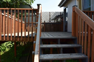 Backyd - summer deck