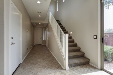 003_Foyer
