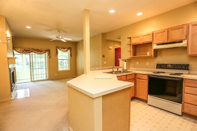 5 Moonlight Rose Ln, Bedford, NH 03110 - photo 2